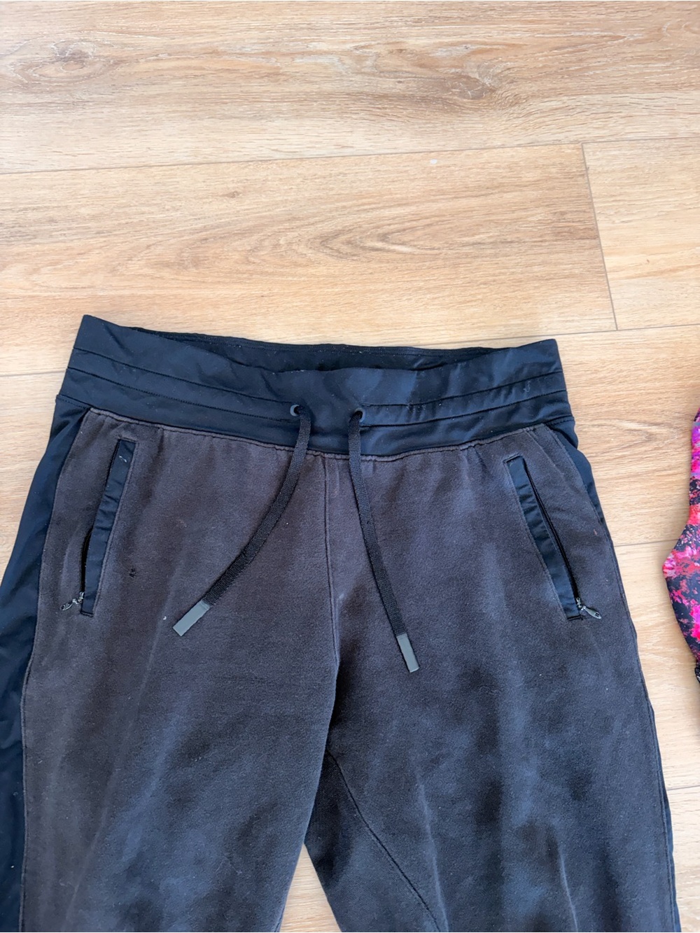 Lululemon bundle - Picture 5 of 7